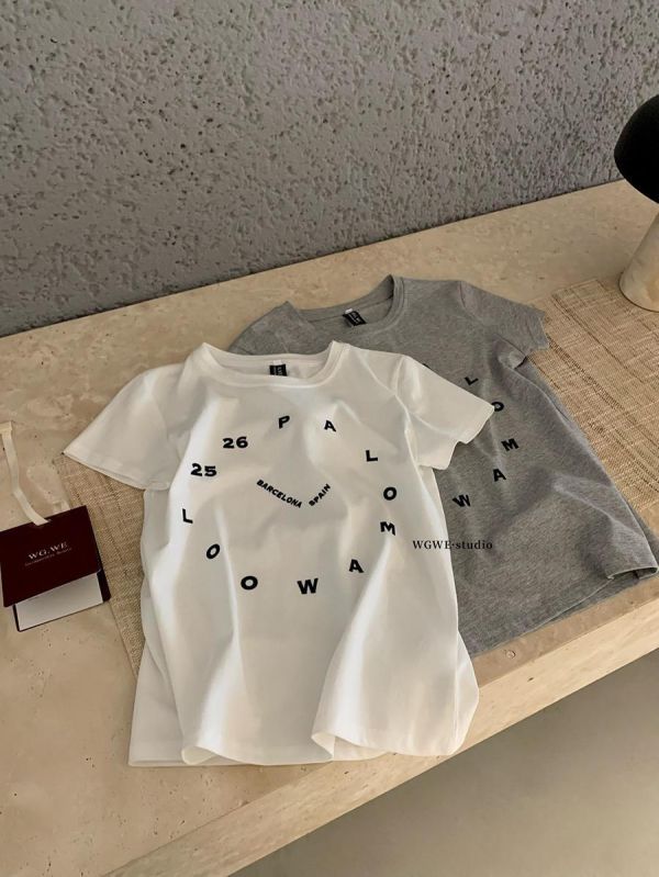 韓系字母數字鐘錶植絨修身T-2色 韓系字母數字鐘錶植絨修身T-2色