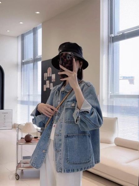 大口袋實用酵素淺藍牛仔外套 大口袋實用酵素淺藍牛仔外套