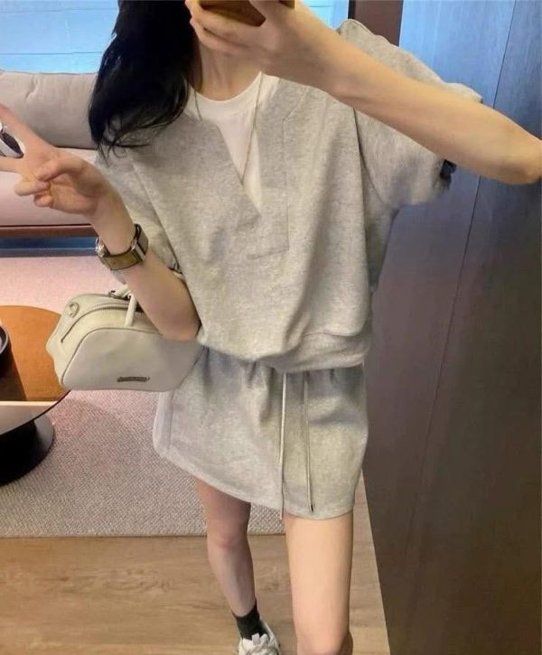 韓系運動感假兩件套裝-2色 韓系運動感假兩件套裝-2色