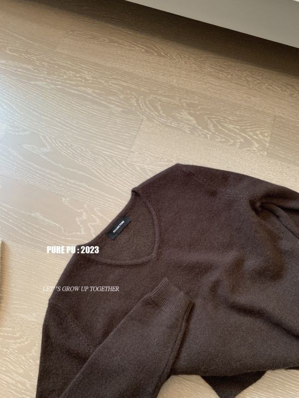 顯瘦溫柔浣熊絨高品質V領毛衣-3色 顯瘦溫柔浣熊絨高品質V領毛衣-3色