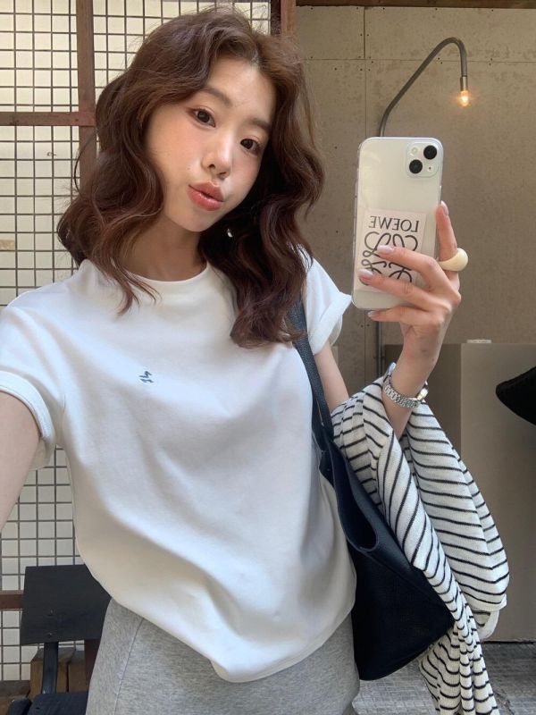 春夏純色小馬刺繡清新百搭T-5色 春夏純色小馬刺繡清新百搭T-5色