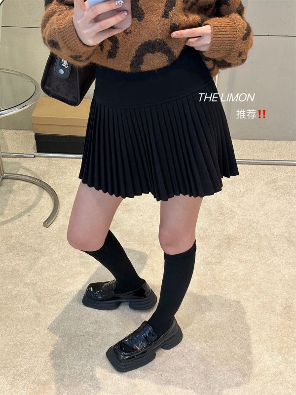 休閒風厚版磨毛呢百搭百褶裙-2色 休閒風厚版磨毛呢百搭百褶裙-2色