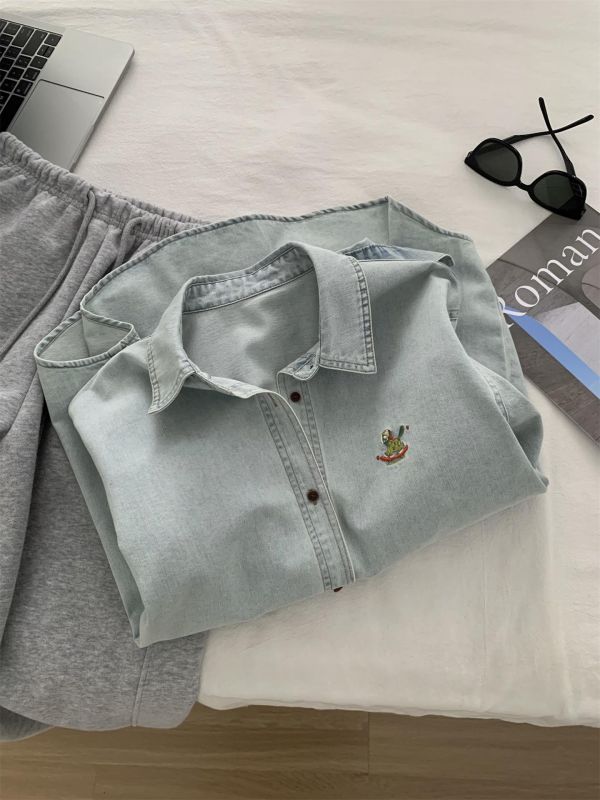 清新文藝紗 復古淺藍小馬刺繡翻領襯衫上衣 清新文藝紗 復古淺藍小馬刺繡翻領襯衫上衣