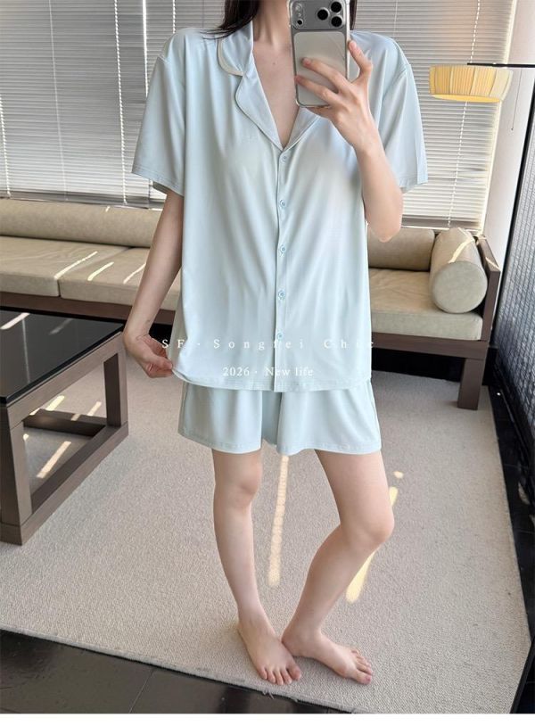 自帶柔光濾鏡顯白帶胸墊睡衣套裝-4色 自帶柔光濾鏡顯白帶胸墊睡衣套裝-4色