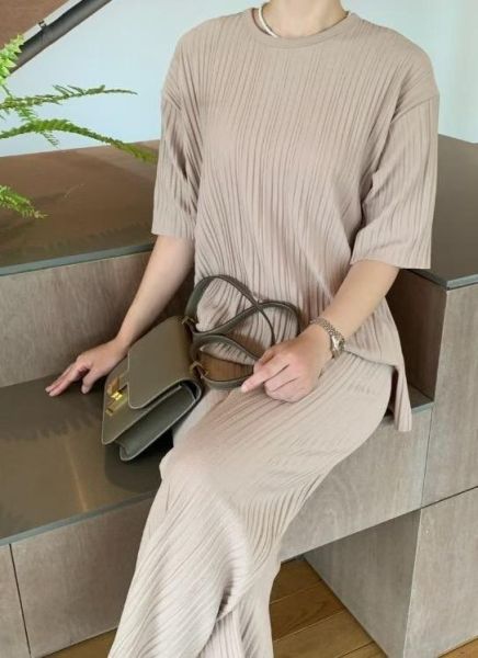 Korea 舒適褶皺寬鬆上衣+褲子set-3色 Korea 舒適褶皺寬鬆上衣+褲子set-3色