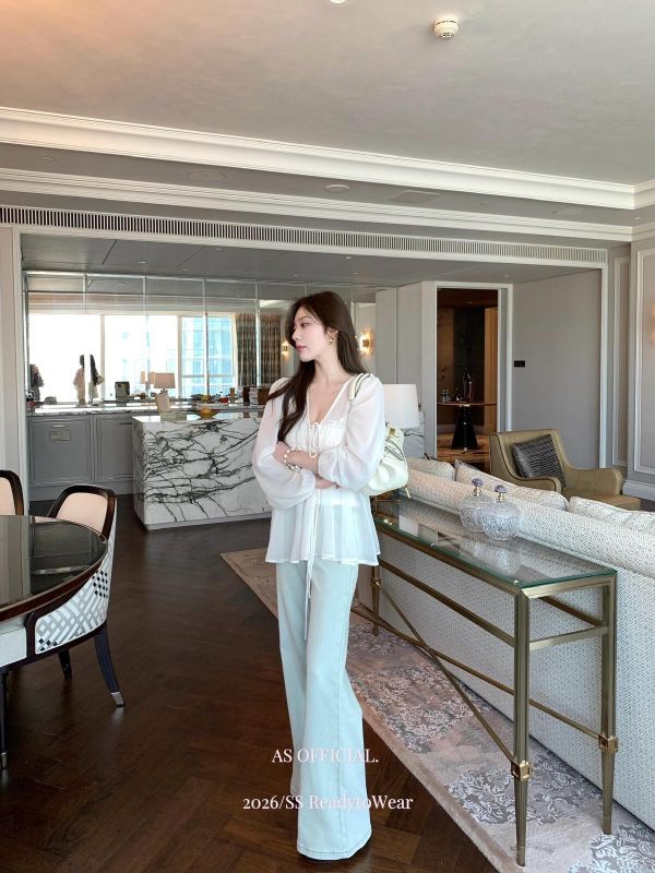 韓系褶皺領V繫帶+小背心兩件套-3色 韓系褶皺領V繫帶+小背心兩件套-3色