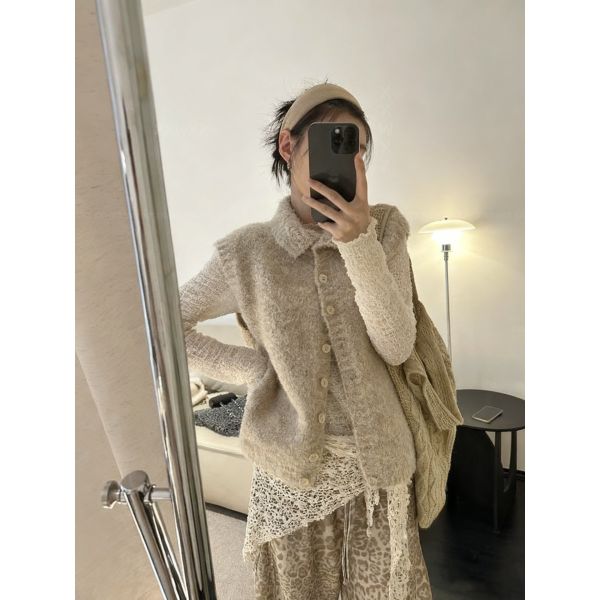 簡約百搭翻領韓系背心-3色 簡約百搭翻領韓系背心-3色