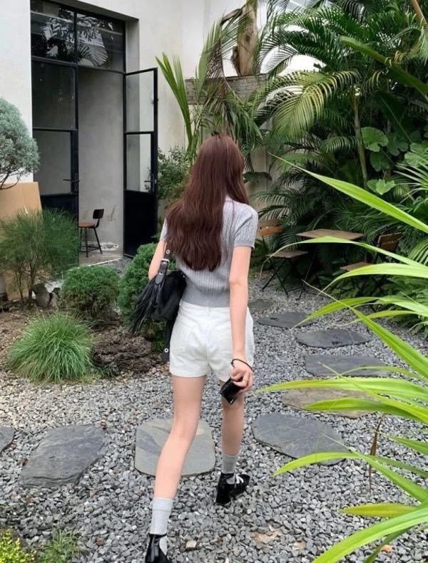 雙口袋休閒牛仔短褲-2色 雙口袋休閒牛仔短褲-2色