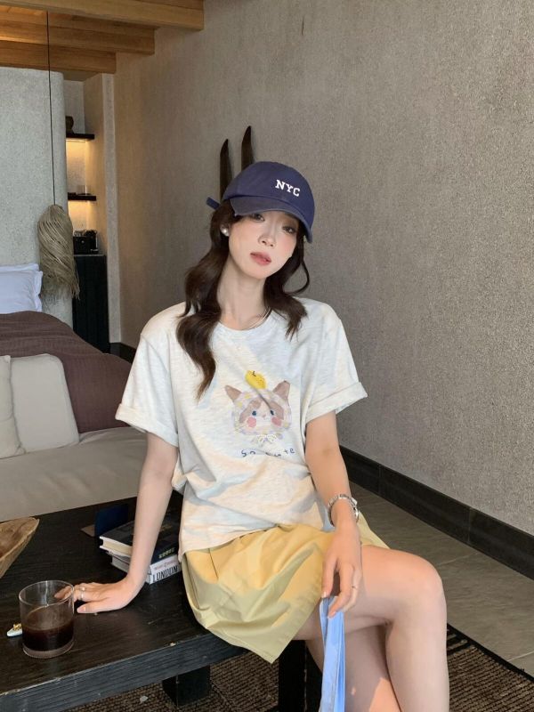 韓系ins小貓印花圓領T恤-2色 韓系ins小貓印花圓領T恤-2色