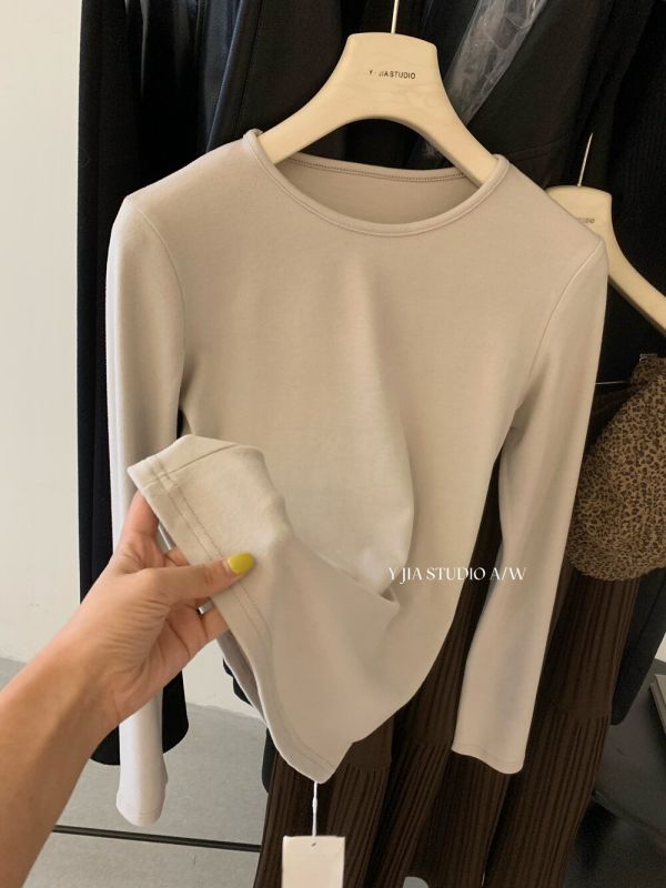 極簡風基礎款磨毛彈力修身打底上衣-6色 極簡風基礎款磨毛彈力修身打底上衣-6色