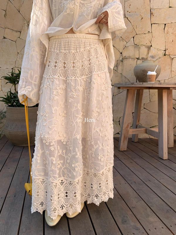 法式復古氣質重工提花鏤空蕾絲裙 法式復古氣質重工提花鏤空蕾絲裙