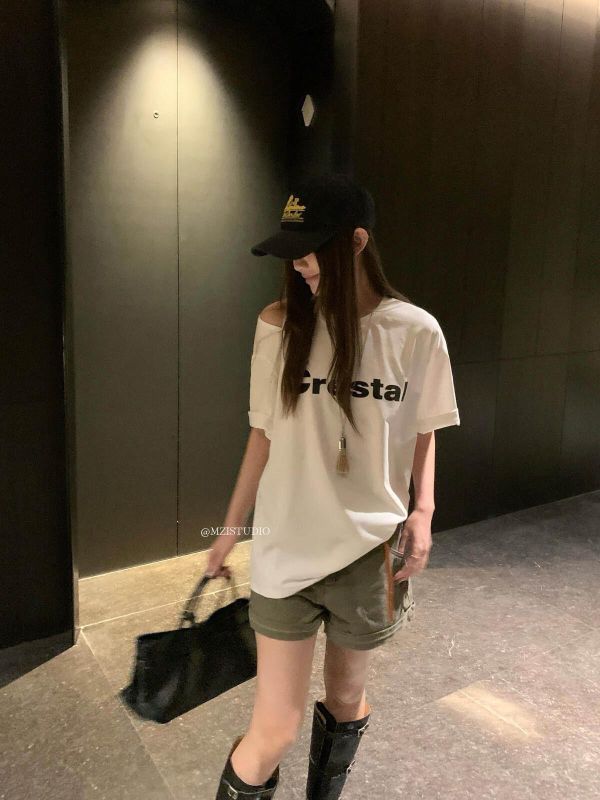 韓系字母印花寬鬆造型感休閒T 韓系字母印花寬鬆造型感休閒T