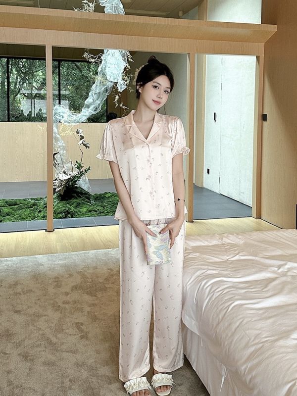 冰絲三件套 溫柔系少女粉舒適透氣睡衣 冰絲三件套 溫柔系少女粉舒適透氣睡衣