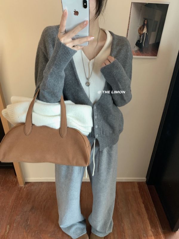 假兩件V領氛圍感  羊毛不厚重氣質針織上衣-5色 假兩件V領氛圍感  羊毛不厚重氣質針織上衣-5色