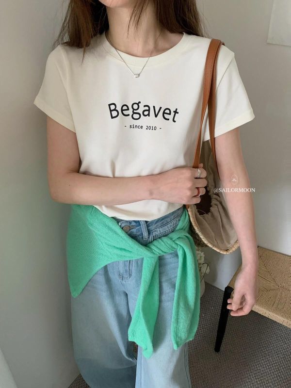 簡約字母百搭印花T恤-4色 簡約字母百搭印花T恤-4色