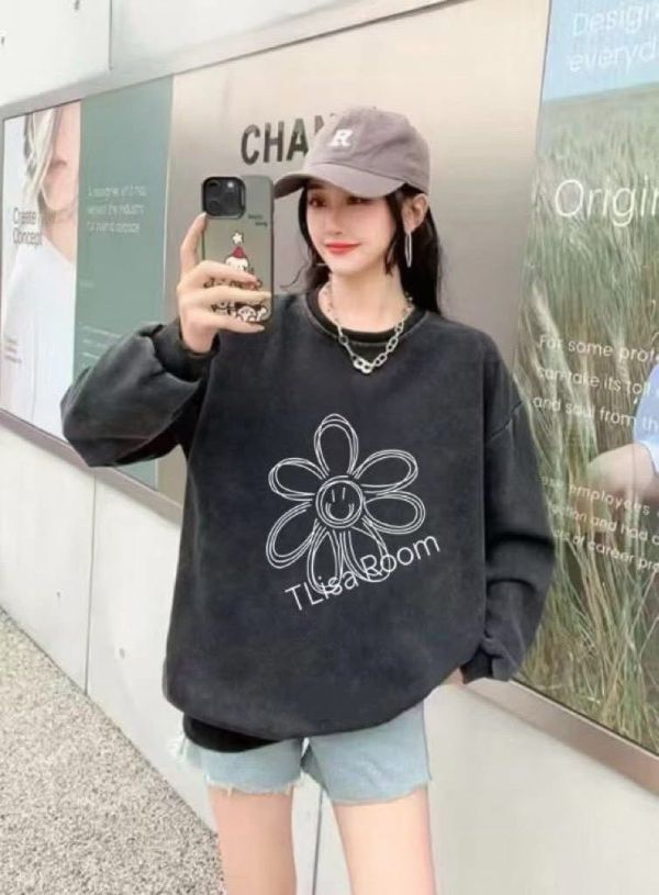 水洗復古笑臉花朵寬鬆T 水洗復古笑臉花朵寬鬆T