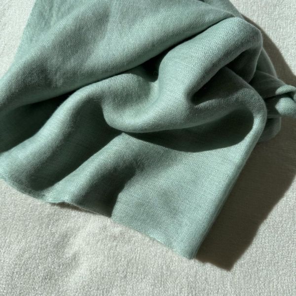 綠月光_手工純羊絨圍巾（現貨） 手工純羊絨圍巾,cashmere,pashmina,scarf,鄭家純,川嵐工作室,圍巾,羊絨圍巾,羊毛圍巾,雞排妹,保暖,薄圍巾,寒流