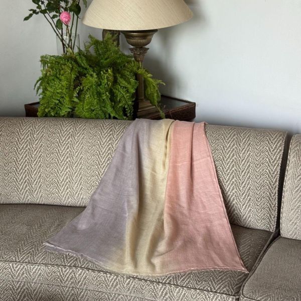 叭哺色_手工純羊絨圍巾 （現貨） 手工純羊絨圍巾,cashmere,pashmina,scarf,鄭家純,川嵐工作室,圍巾,羊絨圍巾,羊毛圍巾,雞排妹,保暖,薄圍巾,寒流