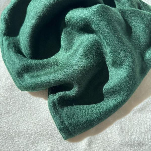 林黛綠_手工純羊絨圍巾（少量現貨） 手工純羊絨圍巾,cashmere,pashmina,scarf,鄭家純,川嵐工作室,圍巾,羊絨圍巾,羊毛圍巾,雞排妹,保暖,薄圍巾,寒流