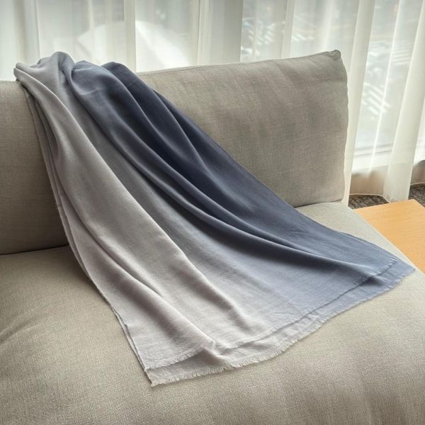 雲暮山嵐_手工純羊絨圍巾（現貨） 手工純羊絨圍巾,cashmere,pashmina,scarf,鄭家純,川嵐工作室,圍巾,羊絨圍巾,羊毛圍巾,雞排妹,保暖,薄圍巾,寒流