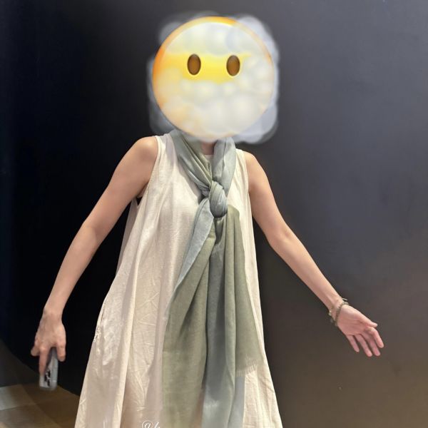 雨後森林_手工純羊絨圍巾（現貨） 手工純羊絨圍巾,cashmere,pashmina,scarf,鄭家純,川嵐工作室,圍巾,羊絨圍巾,羊毛圍巾,雞排妹,保暖,薄圍巾,寒流