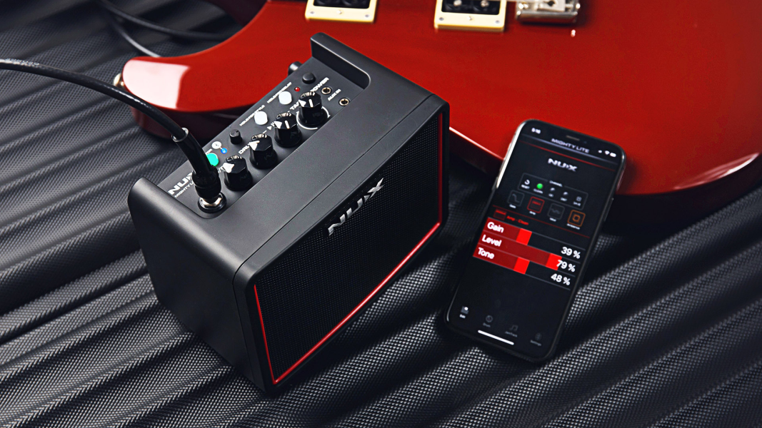 NUX Mighty Lite BT MKII 藍牙吉他貝斯音箱 / 3W 隨身迷你音箱 台灣公司貨 NUX Mighty Lite BT MKII 藍牙吉他貝斯音箱 / 3W 隨身迷你音箱 台灣公司貨