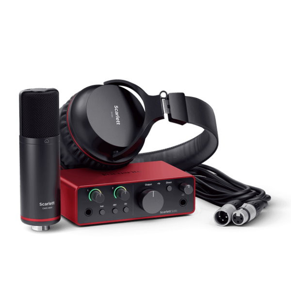 Focusrite Scarlett Solo Studio 4th Gen 錄音介面 套裝組 USB 介面（總代理/公司貨）保固三年【內附電容式麥克風/耳機】 USB 介面（總代理/公司貨）
保固三年【內附電容式麥克風/耳機】