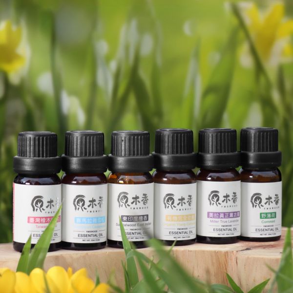 【買5送1】天然精油 精油全品項  (10ml/瓶) COA認證 澳洲檀香 原木香 寮國香杉 台灣檜木 紅檜 扁柏 台灣肖楠 尤加利 東印度檀香 喜瑪拉雅雪松 維吉尼亞雪松 香柏 波旁天竺葵 保加利亞真正薰衣草 美拉真正薰衣草 綠薄荷 野薄荷 迷迭香 茶樹 檸檬香茅 白玉蘭花 廣藿香 有機完全依蘭 安息香 有機安息香 印度乳香 粉紅葡萄柚 萊姆 檸檬 佛手柑 甜橙 越南翠柏 薰香 擴香 純精油 純天然 單方精油 舒緩身心 減輕焦慮 放鬆 舒壓 療癒 安定身心 淨化空氣 助眠 精油,純精油,檜木,檜木精油,檀香,檀香精油,肖楠,肖楠精油,薰衣草,薰衣草精油,迷迭香,迷迭香精油,茶樹精油,尤加利,檸檬,萊姆