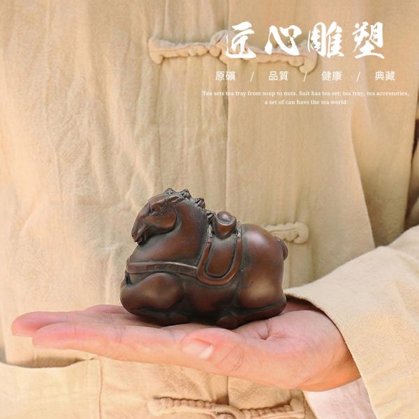 原木香 坭興陶 茶寵 馬上有錢 事事如意 茶具 茶席配件 陶具 陶瓷 陶藝 陶器 手工製 養茶 紫泥 白泥  招財 開運 聚財 風水 財位 引財氣 坭興陶茶寵,純手工茶寵,馬上有錢,事事如意,茶具配件,茶席擺件,茶玩擺飾,茶道配件,開運擺飾,手工陶藝茶寵,茶桌擺設,茶具擺件,泡茶工具,茶席用品,茶寵推薦,陶藝茶寵,茶道配件,坭興陶,陶具,陶瓷,茶具,陶藝,藝品