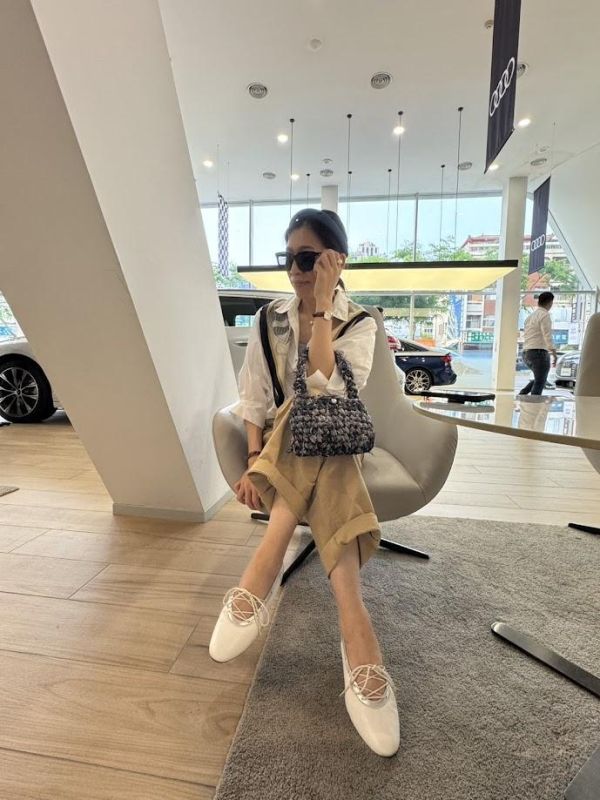 【預購】牛仔編織羽感小提包 