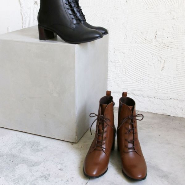 【試穿鞋福利】方中帶尖！顯腳小綁帶中筒靴 