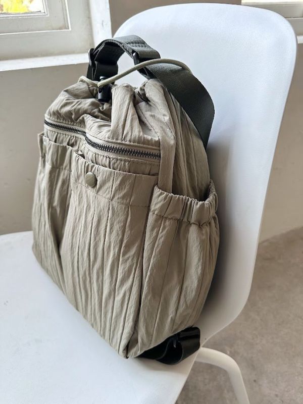 【現貨】防撥水兩用休閒尼龍包 