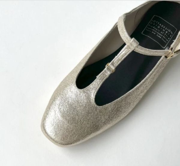 【最後一雙】世界系列_日本製_小方頭T字帶便鞋 