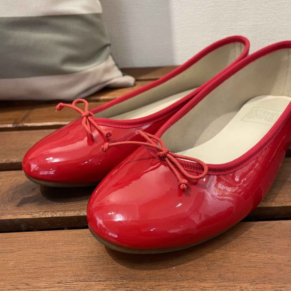 【圓頭芭蕾團購】【鏡面紅】FIKA日本製晴雨兩穿圓頭芭蕾舞鞋 
