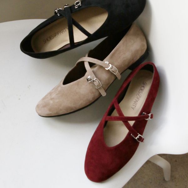 【現貨】小腳效果細緻羊絨交叉帶瑪莉珍 