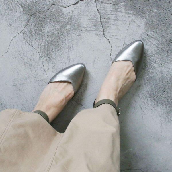 【現貨】寬腳版可穿，配色腳踝帶真皮便鞋 