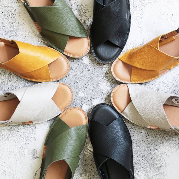 【現貨】世界系列_日本製Recipe寬版交叉軟皮涼鞋 