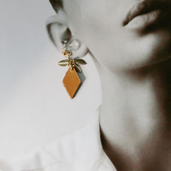 【現貨_日本手做飾品團】限量_無耳洞對應_異素材拼接耳環 