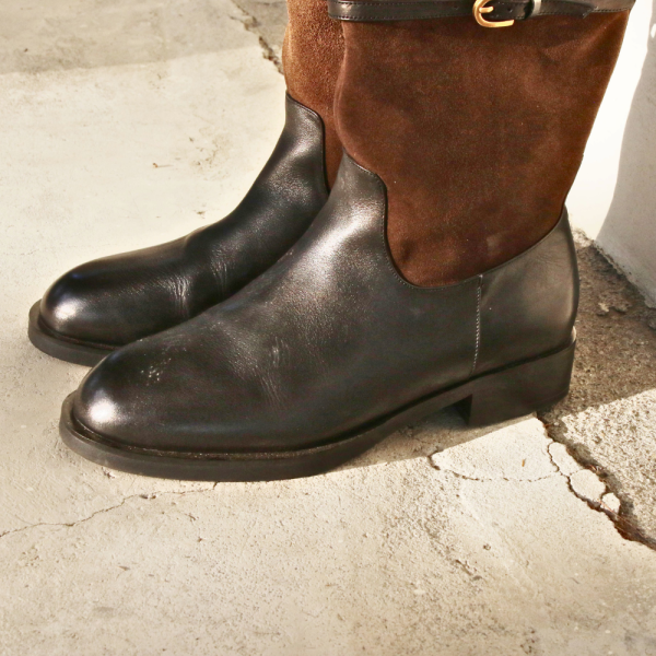 【現貨】世界系列_都會女子的率性拼接中筒靴 