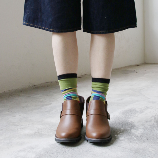 【師傅，你做錯了！】【現貨布面內裡】寬腳版友善_帥氣鬆緊帶機車靴 