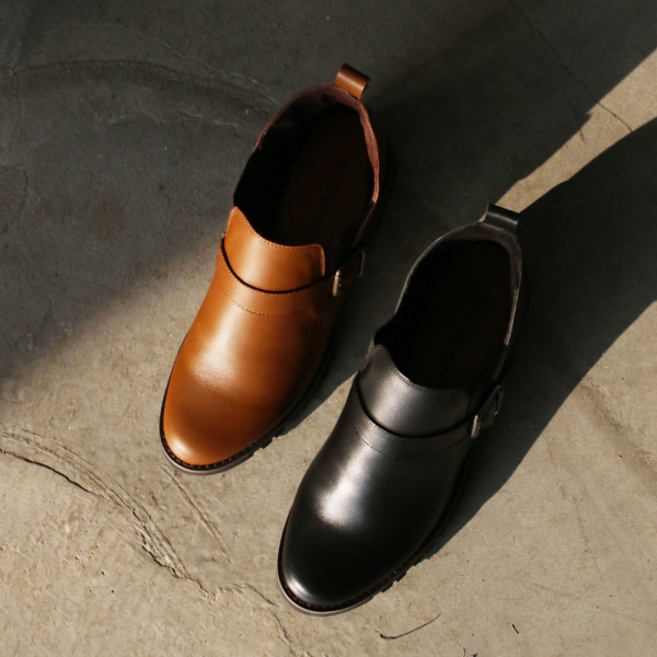 【接單手工製】寬腳版友善_帥氣鬆緊帶機車靴 