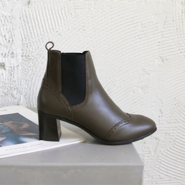 【試穿鞋福利】方中帶尖！顯腳小牛津風鬆緊帶短靴 