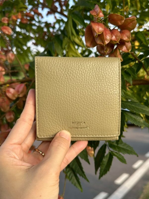 【限時預購】MS繽紛派對義大利皮革短夾 