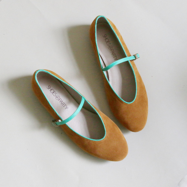 【現貨】異素材跳色修飾腳版瑪莉珍 