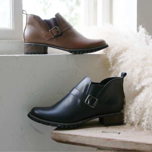 【接單手工製】寬腳版友善_帥氣鬆緊帶機車靴 