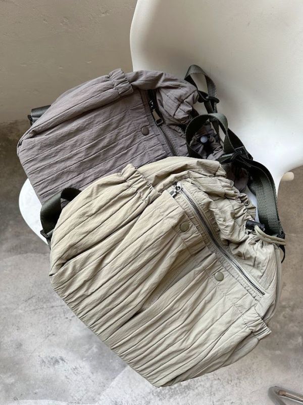 【現貨】防撥水兩用休閒尼龍包 