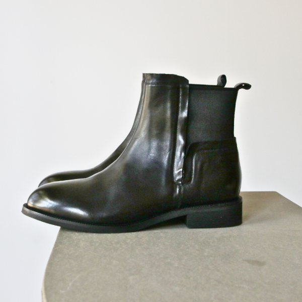 【預購】世界系列_水洗牛皮鬆緊帶短靴 