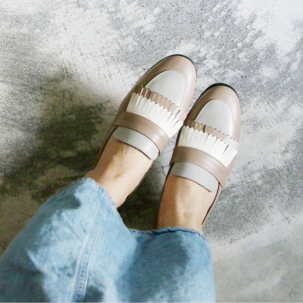 【現貨】寬腳版友善_雙流蘇樂福鞋 