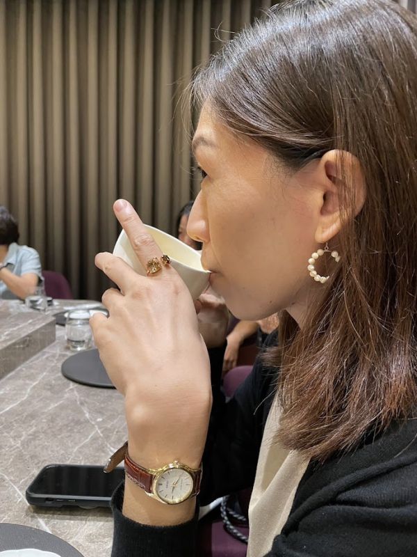 【日本手做飾品團】無耳洞對應_優雅珍珠母貝耳環 