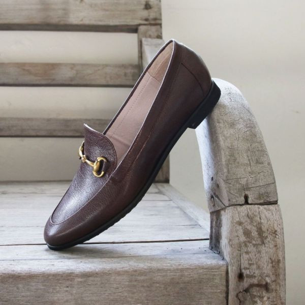 【最後一雙】【駝245】古典精品羊皮鍊條樂福鞋 